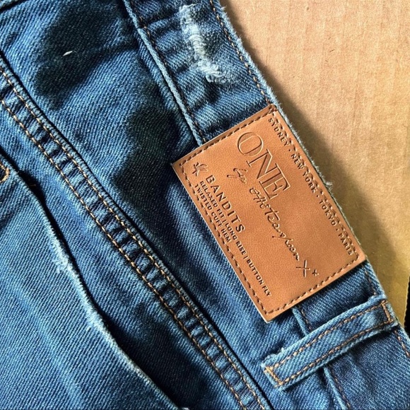 One Teaspoon Shorts - Picture 5 of 9